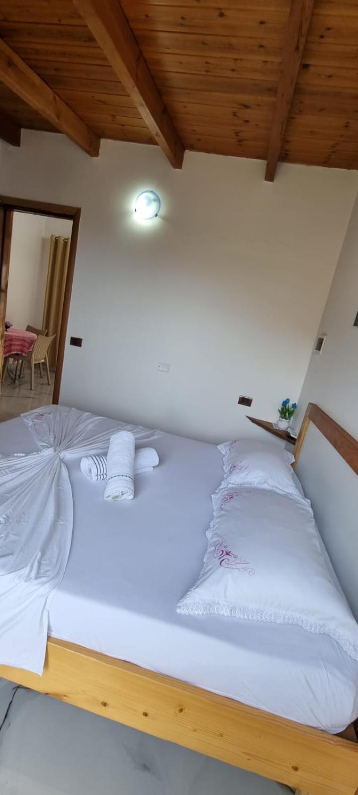 Hotel Restorant Olti Shetaj Buitenkant foto